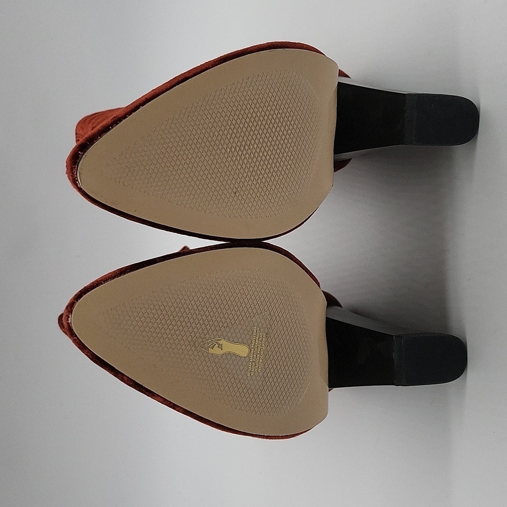 702- ZARA Burgundy Velvet Ankle Boots | Chunky Heel | Size 5.5NWT - Picture 7 of 9